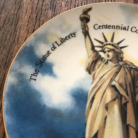CENTENNIAL COMMEMORATIVE PLATE 1886-1986 - Picture 3 of 5